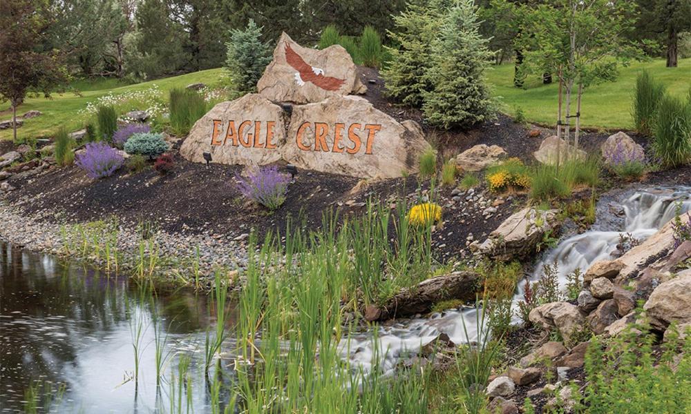 The At Eagle Crest Redmond