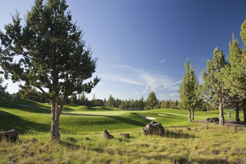 The At Eagle Crest Resort