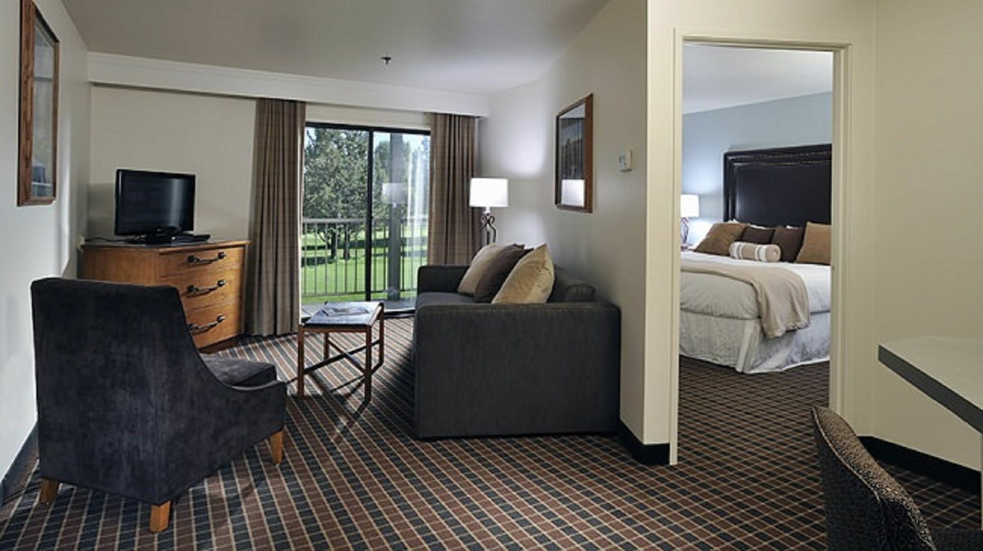 The At Eagle Crest Redmond